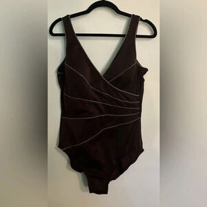 MIRACLESUIT One Piece Brown Horizon approximately size 10 pics of‎ measurements